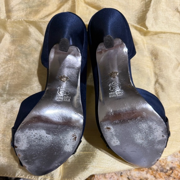 Elegant Navy Blue Peep-Toe Heels - Picture 8 of 17